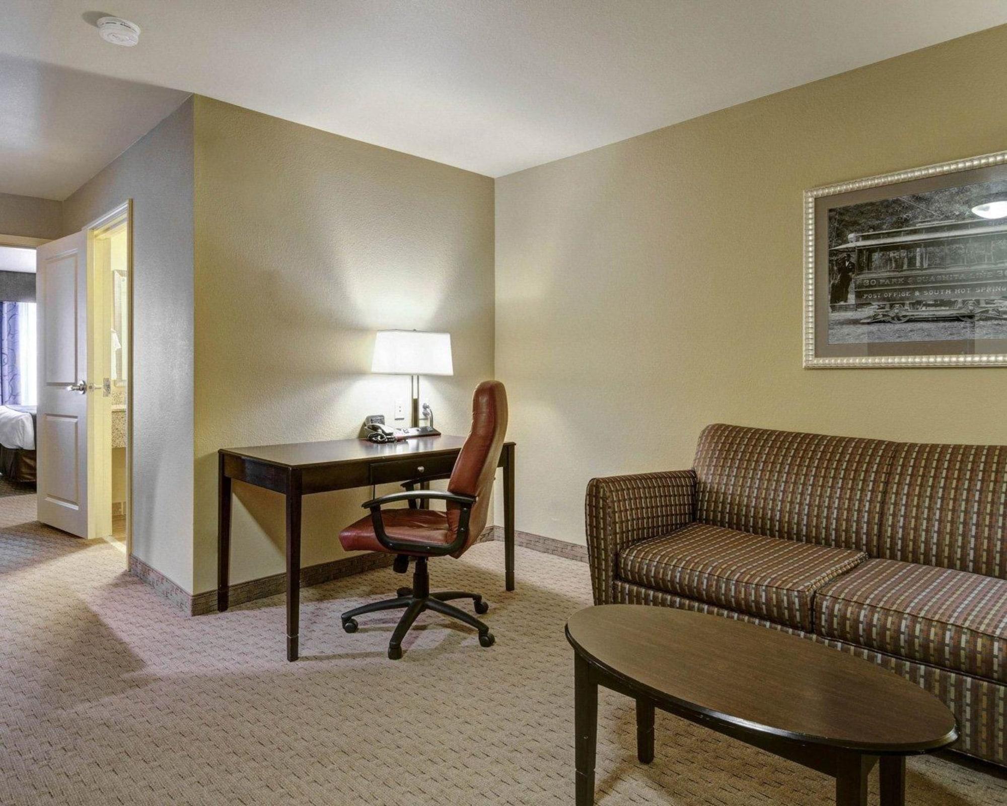 Comfort Suites Near Hot Springs Park Ngoại thất bức ảnh