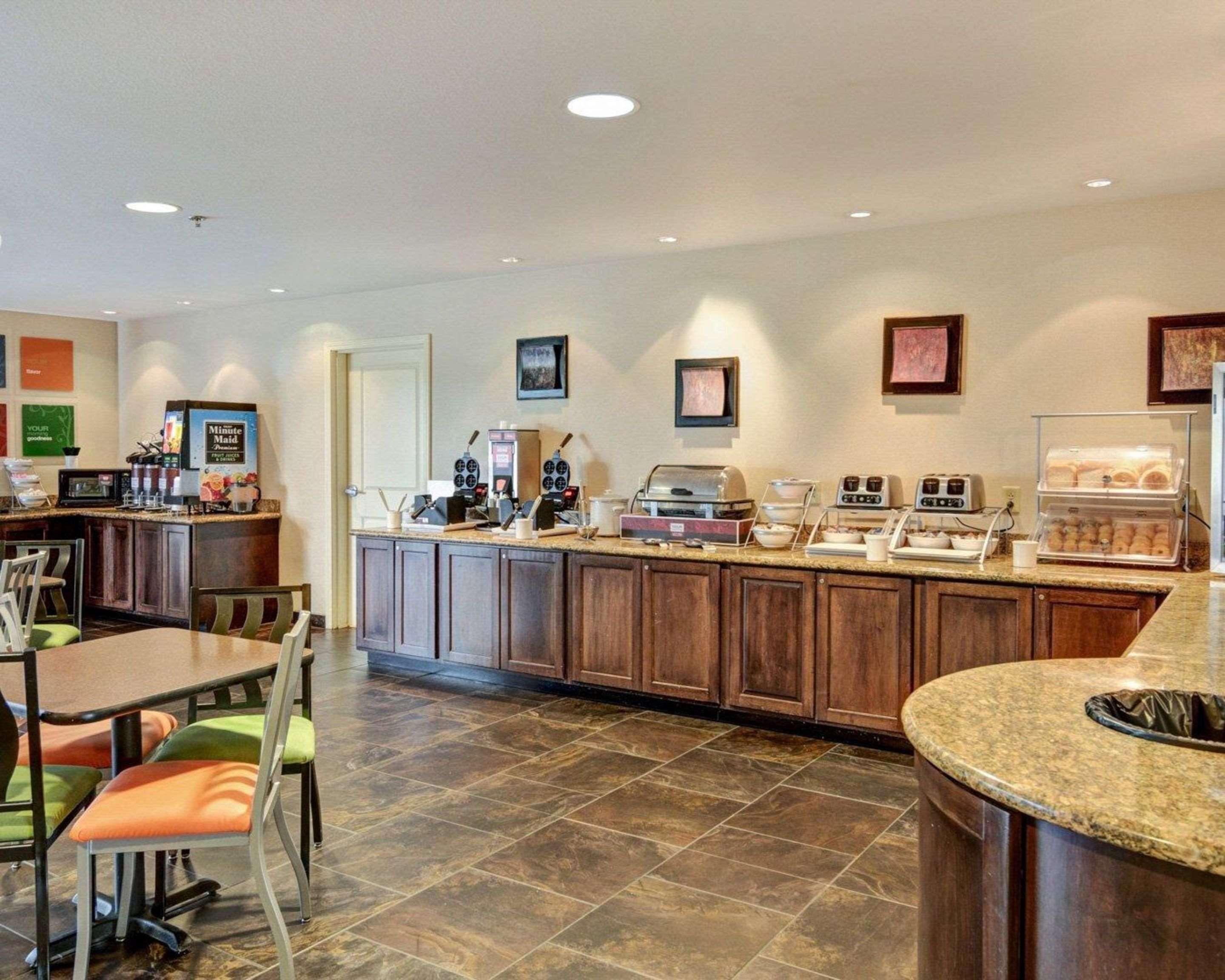 Comfort Suites Near Hot Springs Park Ngoại thất bức ảnh