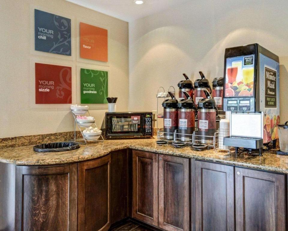 Comfort Suites Near Hot Springs Park Ngoại thất bức ảnh